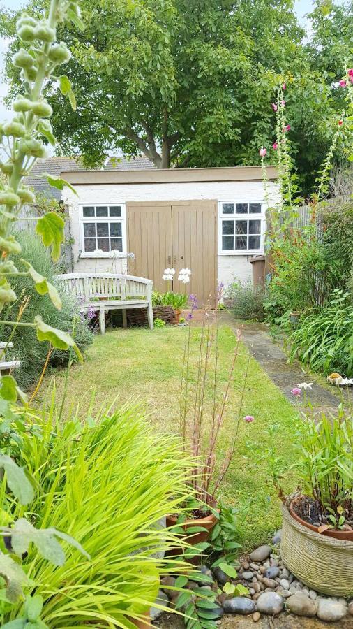 Walnut Cottage Aldeburgh Exterior foto